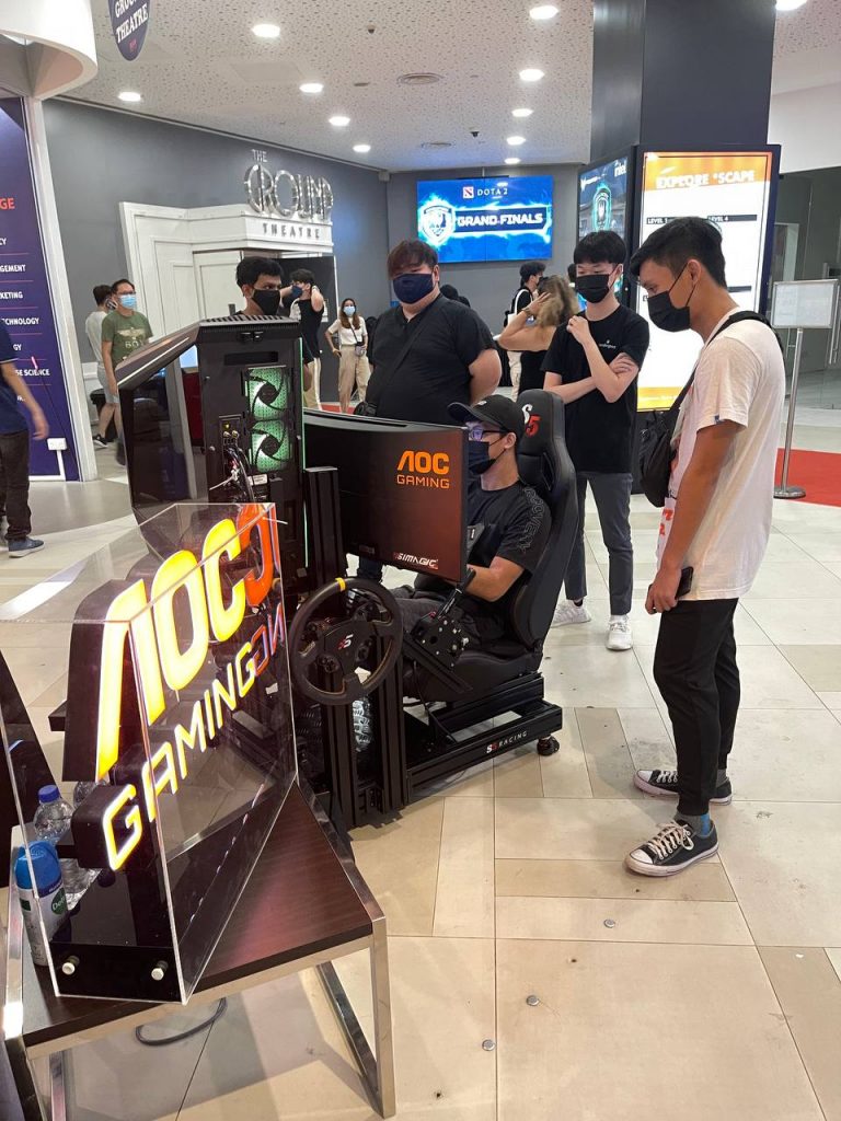 In a collaboration with AOC, S5 Racing provided support to an esport event held by Campus Legend. The build features S5 Racing’s custom chassis and in-house bucket seat. The hardware provided in this set-up was in courtesy of Simagic, featuring their latest wireless Formula Racing Wheel!