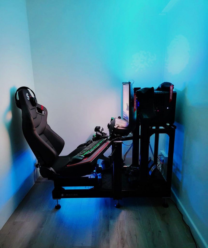 Racing And Flight Simulator 2 in 1 Combination for people with space constrictions and want the best of both worlds so they are able to drive and fly on the same rig that can provide sim racing and flight simulation